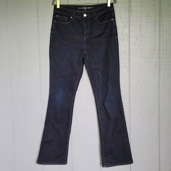 Chico's The Platinum Barely Boot Jeans. Size US 6/Chico's 0.5 - Picture 1 of 6